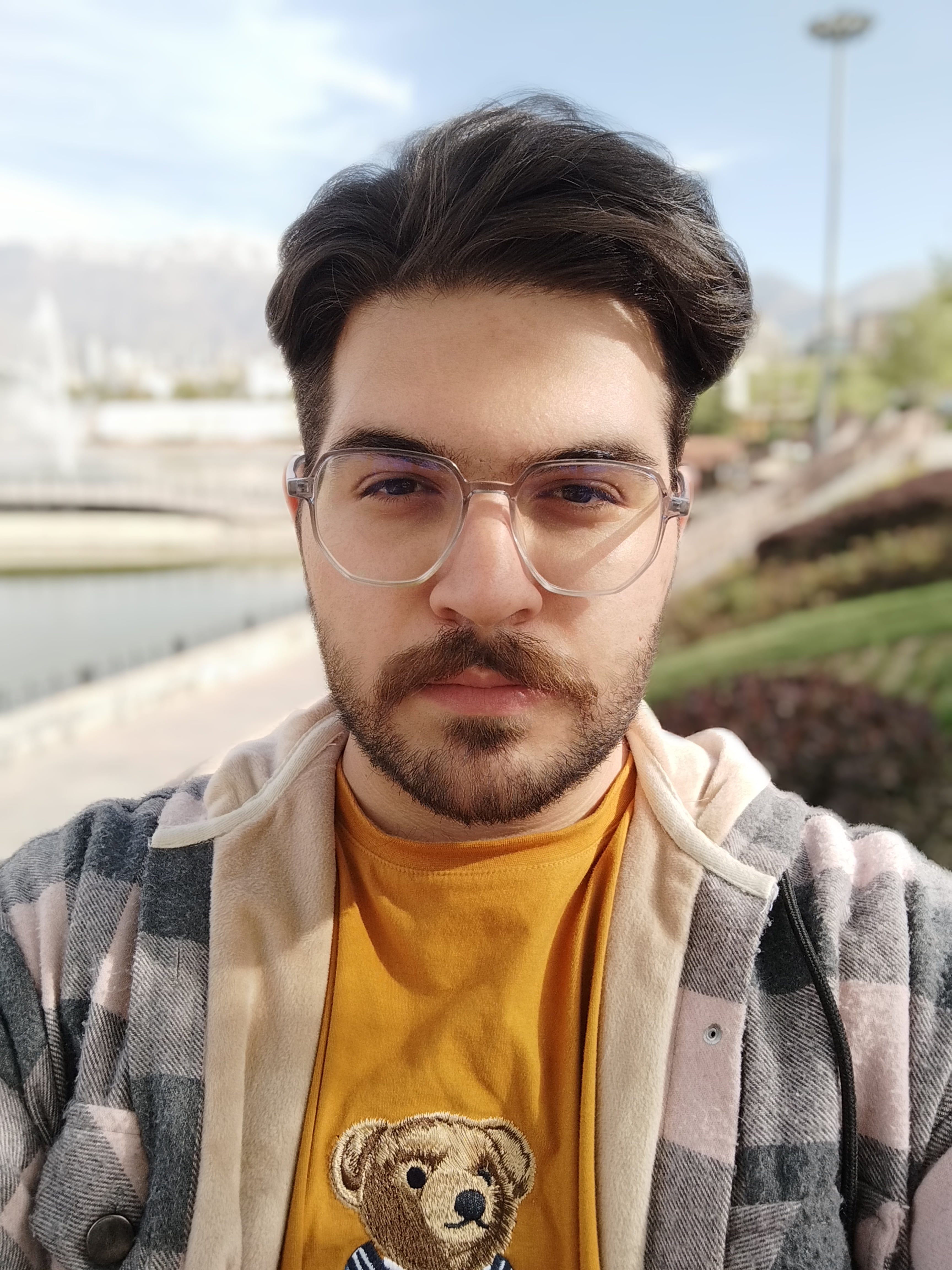 نمونه عکس سلفی در حالت پرتره با poco x4 pro