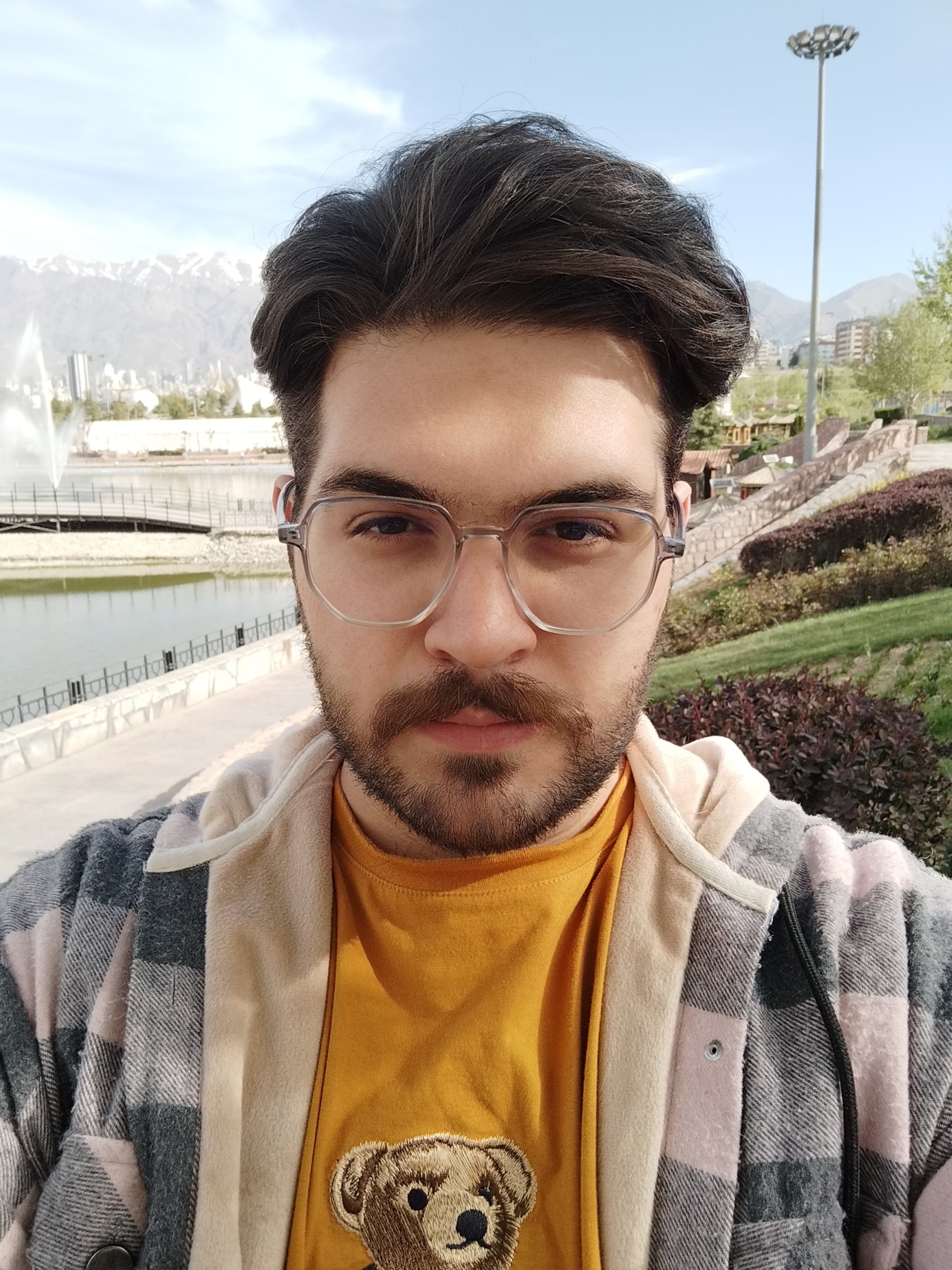 نمونه عکس سلفی پوکو X4 پرو